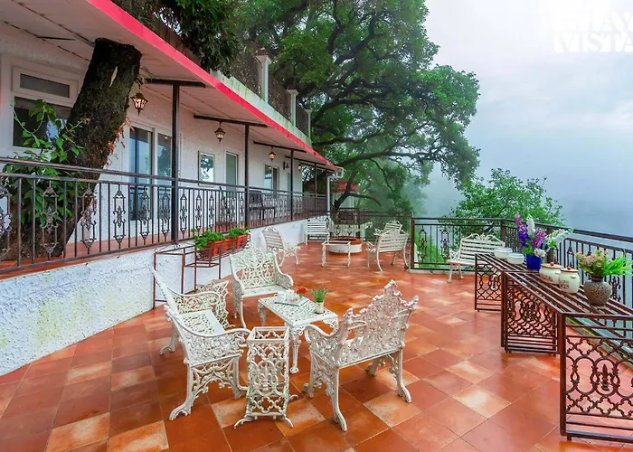Stayvista At Aspen Heights Hidden In Clouds Mussoorie